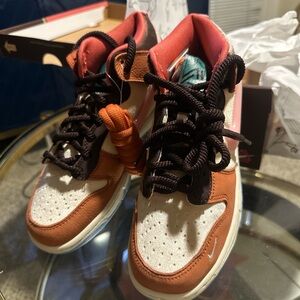 BRAND NEW - Social Status x Dunk Mid - Chocolate Milk 2021